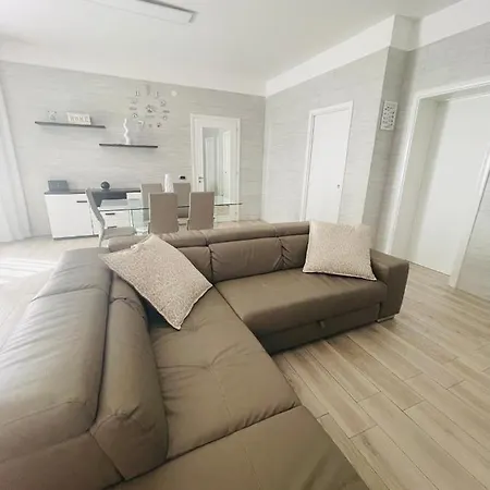 Apartment Dimora Santiago 200mt Dal Mare
